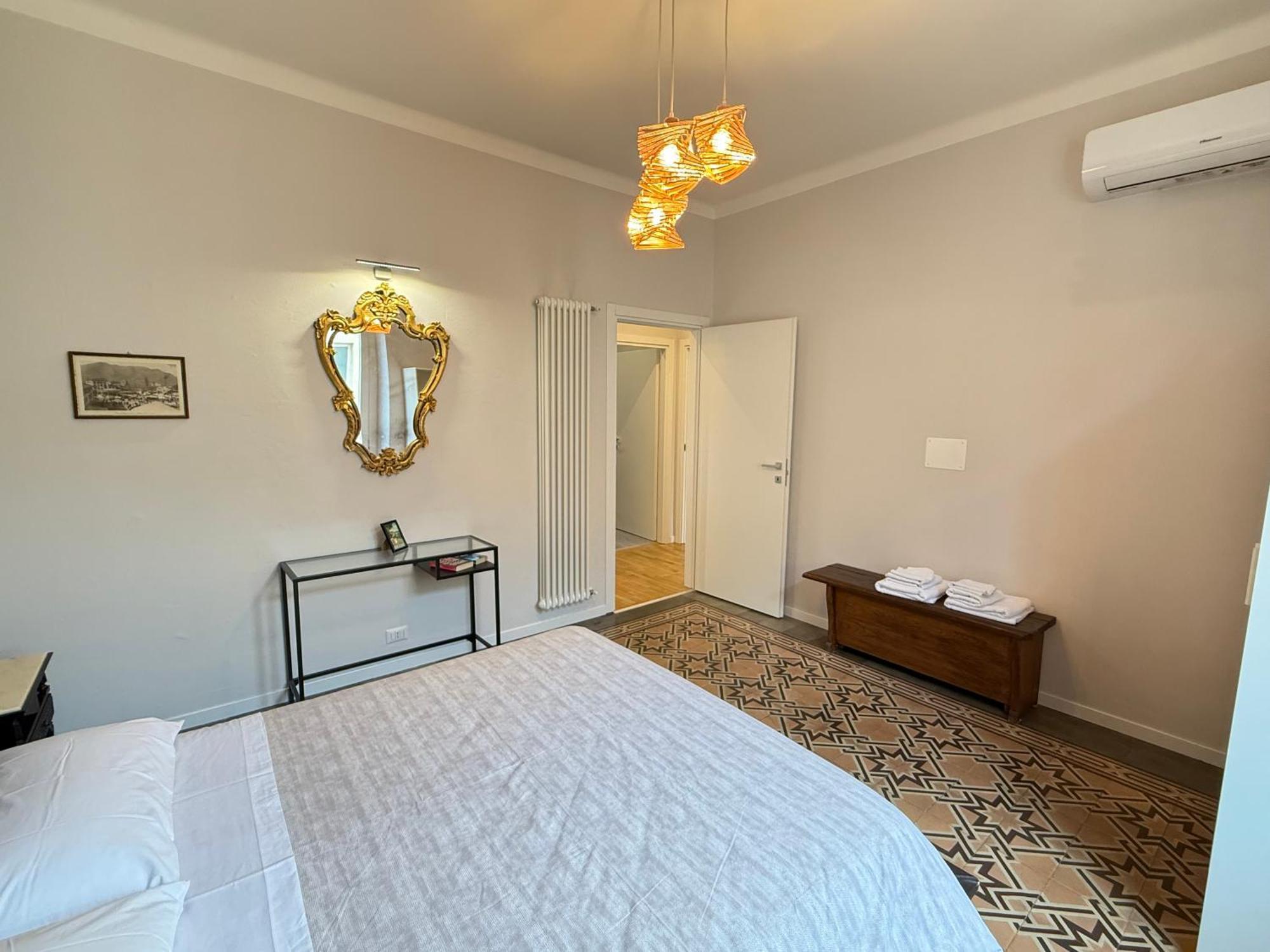Comoluxhouse- Intero Appartamento Extérieur photo